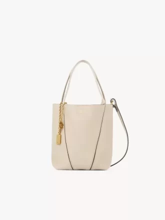 Kleine Chloé Spin Tote Bag aus genarbtem Leder Kleine Chloé Spin Tote Bag aus genarbtem Leder
