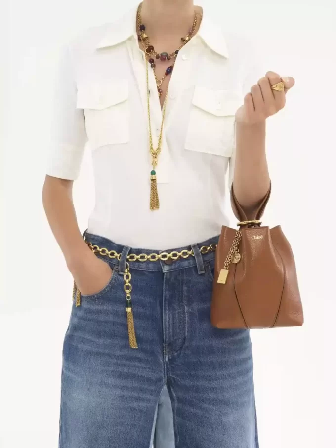 Kleine Chloé Spin Tote Bag aus genarbtem Leder