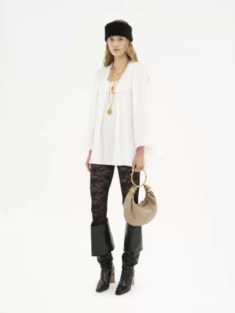 Kleine Hobo-Tasche mit Armband aus genarbtem Leder