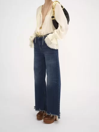 Kleine Hobo-Tasche mit Armband aus genarbtem Leder