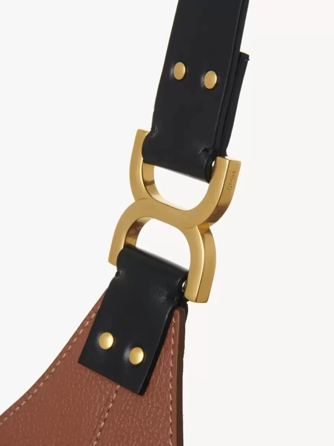 Kleine Marcie Hobo-Tasche aus genarbtem Leder