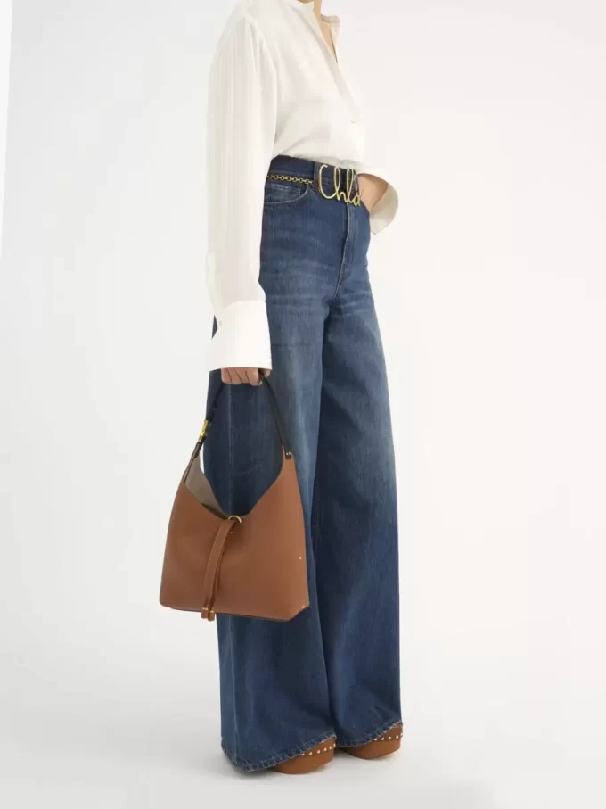 Kleine Marcie Hobo-Tasche aus genarbtem Leder