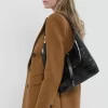 Kleine Marcie Hobo-Tasche aus Leder mit Kroko-Effekt Kleine Marcie Hobo-Tasche aus Leder mit Kroko-Effekt