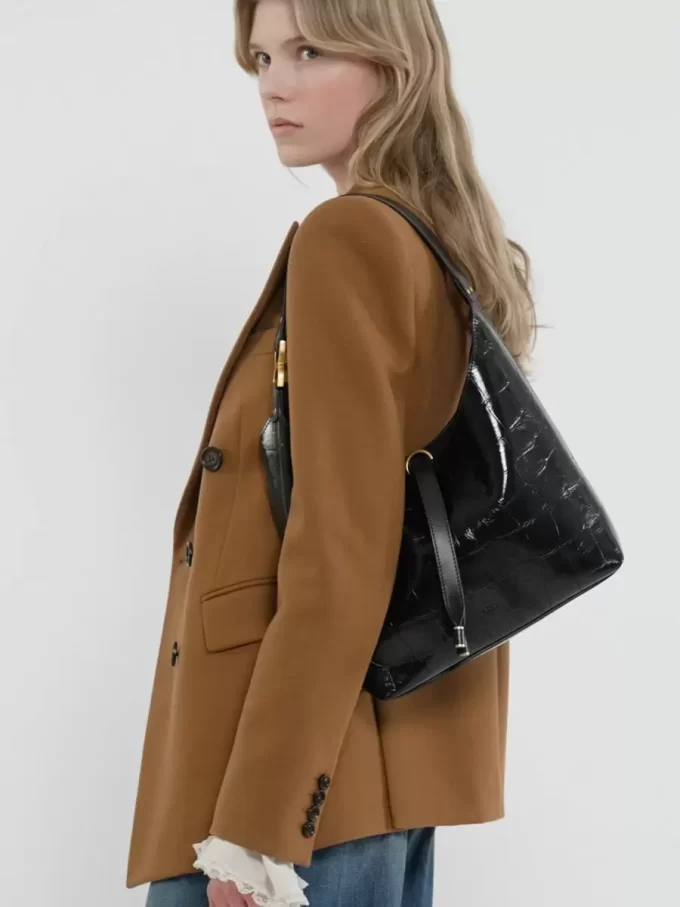 Kleine Marcie Hobo-Tasche aus Leder mit Kroko-Effekt Kleine Marcie Hobo-Tasche aus Leder mit Kroko-Effekt