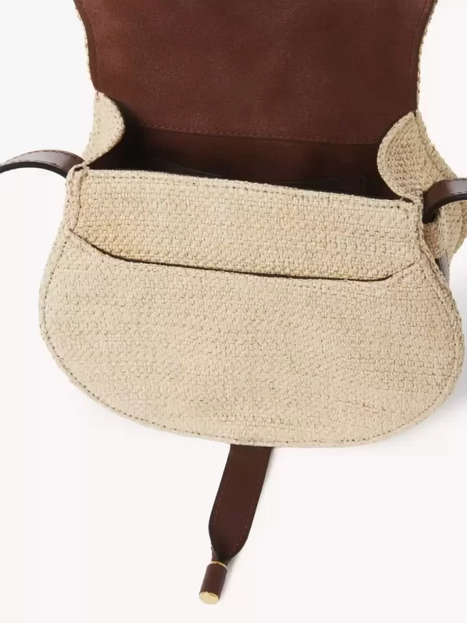 Kleine Marcie-Satteltasche aus Bastfasern