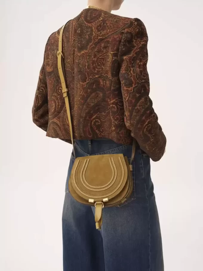 Kleine Marcie Satteltasche aus Wildleder