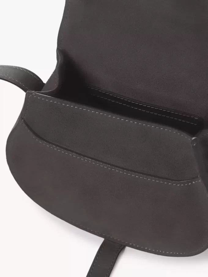 Kleine Marcie Satteltasche aus Wildleder