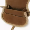 Kleine Marcie-Satteltasche aus Wildleder und Lammfell