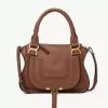 Kleine Marcie-Tasche aus genarbtem Leder Kleine Marcie-Tasche aus genarbtem Leder