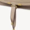 Kleine Marcie-Tasche aus genarbtem Leder Kleine Marcie-Tasche aus genarbtem Leder