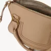 Kleine Marcie-Tasche aus genarbtem Leder Kleine Marcie-Tasche aus genarbtem Leder
