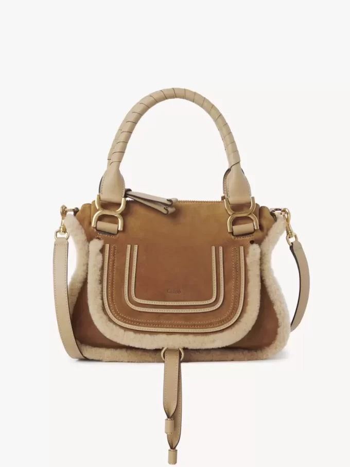 Kleine Marcie-Tasche aus Wildleder und Lammfell Kleine Marcie-Tasche aus Wildleder und Lammfell