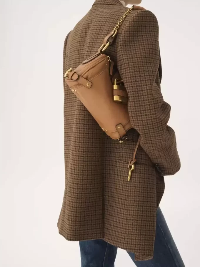 Kleine Paddington-Kettentasche aus genarbtem Leder