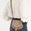 Kleine Satteltasche Marcie aus glänzendem Leder