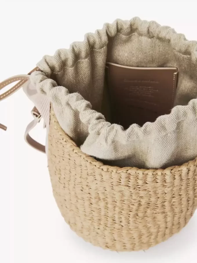 Kleiner Woody-Korb aus Naturfasern Kleiner Woody-Korb aus Naturfasern