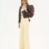 Kurze Jacke mit U-Ausschnitt aus Leder