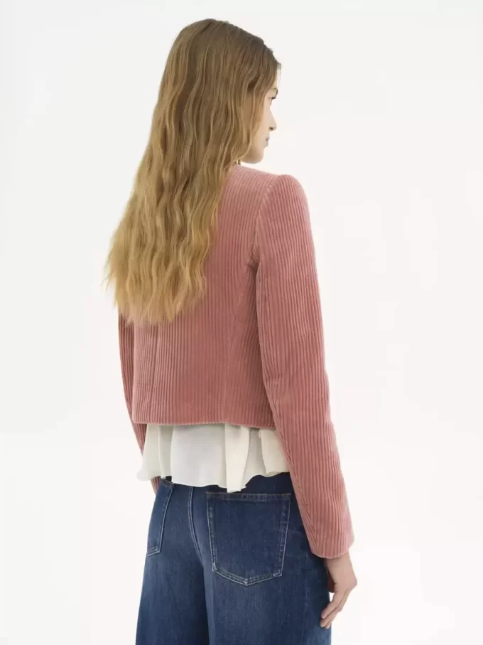 Kurze, kastige Jacke aus Samt Kurze, kastige Jacke aus Samt