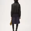 Kurzer Blouson aus Leder Kurzer Blouson aus Leder