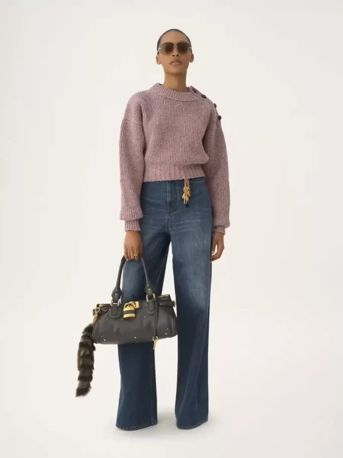 Kurzer Rollkragenpullover aus Merinowolle Kurzer Rollkragenpullover aus Merinowolle