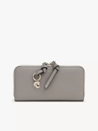 Lange Brieftasche mit Reißverschluss „Alphabet“ aus genarbtem Leder