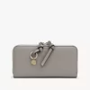 Lange Brieftasche mit Reißverschluss „Alphabet“ aus genarbtem Leder Lange Brieftasche mit Reißverschluss „Alphabet“ aus genarbtem Leder