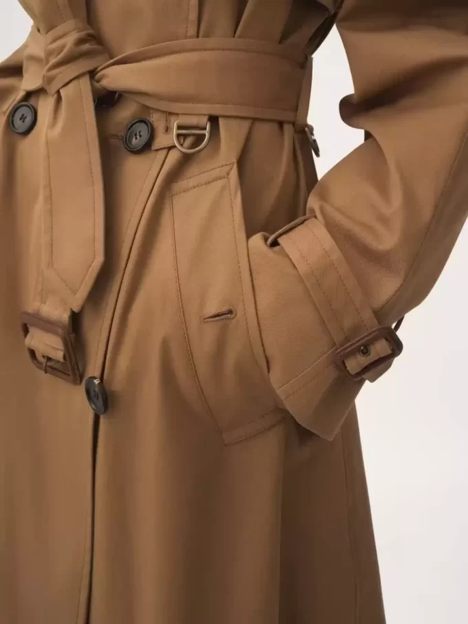 Langer Trenchcoat aus Baumwollgabardine Langer Trenchcoat aus Baumwollgabardine