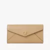 Langes Envelope-Portemonnaie mit Klappe aus genarbtem Leder Langes Envelope-Portemonnaie mit Klappe aus genarbtem Leder