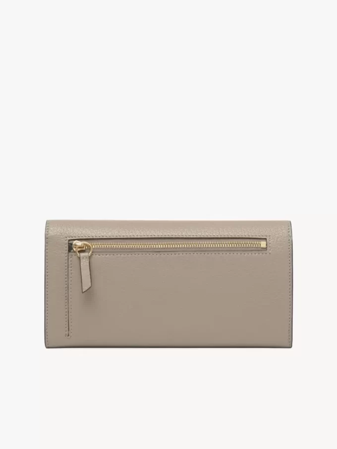 Langes Envelope-Portemonnaie mit Klappe aus genarbtem Leder Langes Envelope-Portemonnaie mit Klappe aus genarbtem Leder