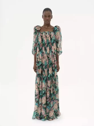 Langes Kleid mit Puffärmeln aus Seidenmousseline