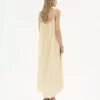 Langes Kleid mit Rüschen aus Habotai-Seide und Spitze Langes Kleid mit Rüschen aus Habotai-Seide und Spitze