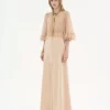 Langes Kleid mit V-Ausschnitt aus Crêpe-Satin Langes Kleid mit V-Ausschnitt aus Crêpe-Satin
