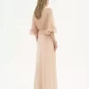 Langes Kleid mit V-Ausschnitt aus Crêpe-Satin Langes Kleid mit V-Ausschnitt aus Crêpe-Satin