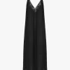 Langes Unterkleid aus Seidencharmeuse und Spitze Langes Unterkleid aus Seidencharmeuse und Spitze