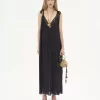 Langes Unterkleid aus Seidencharmeuse und Spitze Langes Unterkleid aus Seidencharmeuse und Spitze