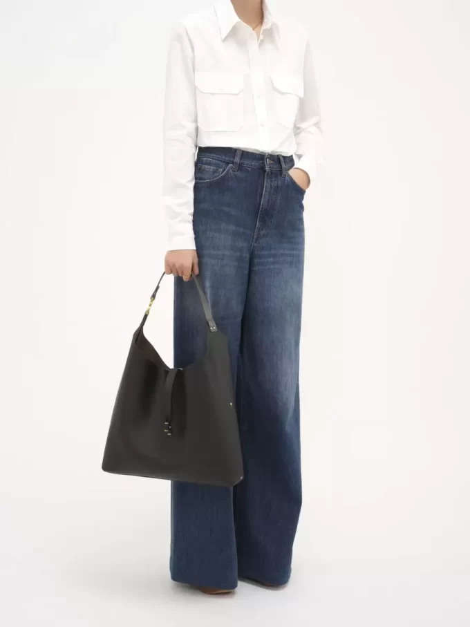 Marcie Hobo-Tasche aus genarbtem Leder Marcie Hobo-Tasche aus genarbtem Leder