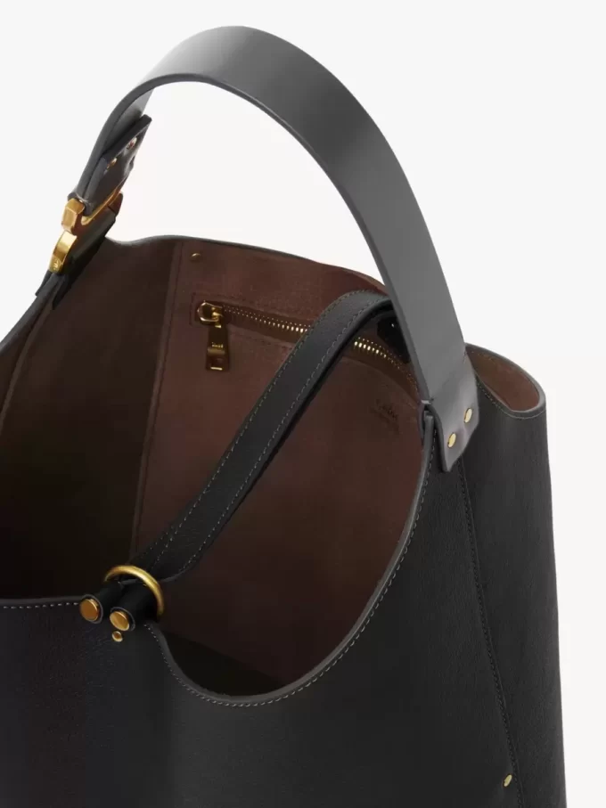 Marcie Hobo-Tasche aus genarbtem Leder Marcie Hobo-Tasche aus genarbtem Leder