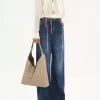 Marcie Hobo-Tasche aus genarbtem Leder Marcie Hobo-Tasche aus genarbtem Leder