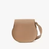 Marcie Satteltasche aus genarbtem Leder Marcie Satteltasche aus genarbtem Leder