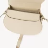 Marcie Satteltasche aus genarbtem Leder Marcie Satteltasche aus genarbtem Leder