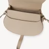 Marcie Satteltasche aus genarbtem Leder Marcie Satteltasche aus genarbtem Leder