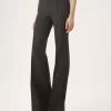 Maßgeschneiderte Bootcut-Hose aus Wolle Maßgeschneiderte Bootcut-Hose aus Wolle