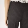 Maßgeschneiderte Bootcut-Hose aus Wolle Maßgeschneiderte Bootcut-Hose aus Wolle