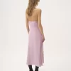 Midikleid mit dünnen Trägern aus Crêpe de Chine und Spitze Midikleid mit dünnen Trägern aus Crêpe de Chine und Spitze