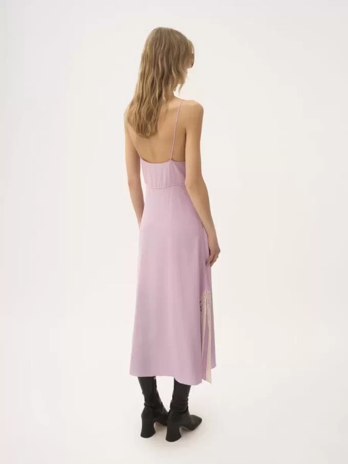 Midikleid mit dünnen Trägern aus Crêpe de Chine und Spitze Midikleid mit dünnen Trägern aus Crêpe de Chine und Spitze