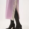Midikleid mit dünnen Trägern aus Crêpe de Chine und Spitze Midikleid mit dünnen Trägern aus Crêpe de Chine und Spitze
