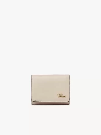 Mini Chloé Iconic Dreifachfalttasche aus glänzendem Leder