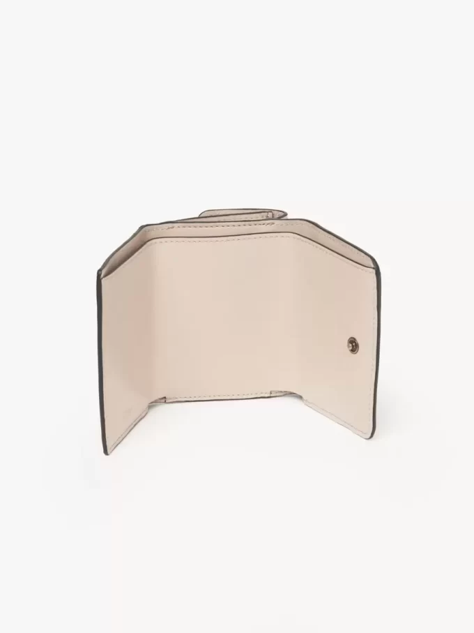 Mini Chloé Iconic Dreifachfalttasche aus glänzendem Leder