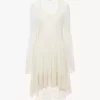 Minikleid mit U-Ausschnitt aus bestickter Spitze Minikleid mit U-Ausschnitt aus bestickter Spitze