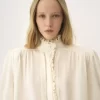 Oversize-Rüschenbluse aus Seidenjacquard Oversize-Rüschenbluse aus Seidenjacquard