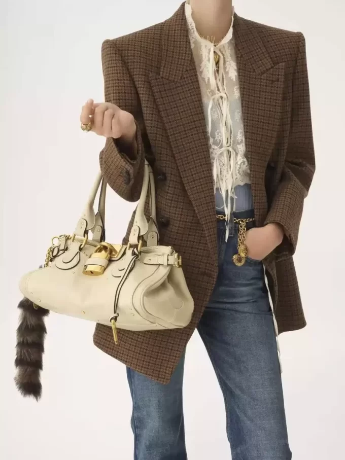 Paddington-Tasche aus genarbtem Leder Paddington-Tasche aus genarbtem Leder